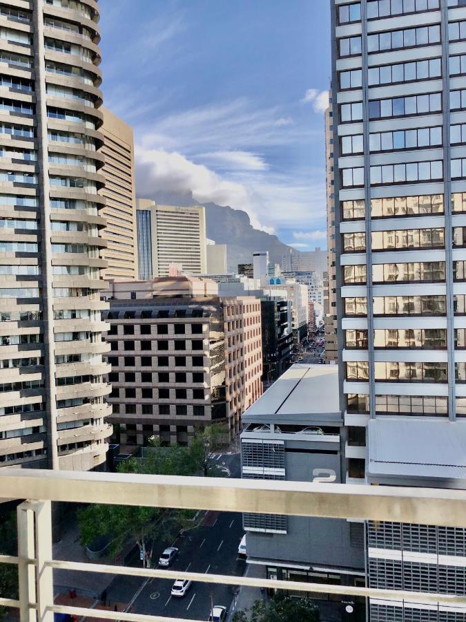 Icon Self Catering Apartment In Cape Town Near Waterfront And Cticc ภายนอก รูปภาพ