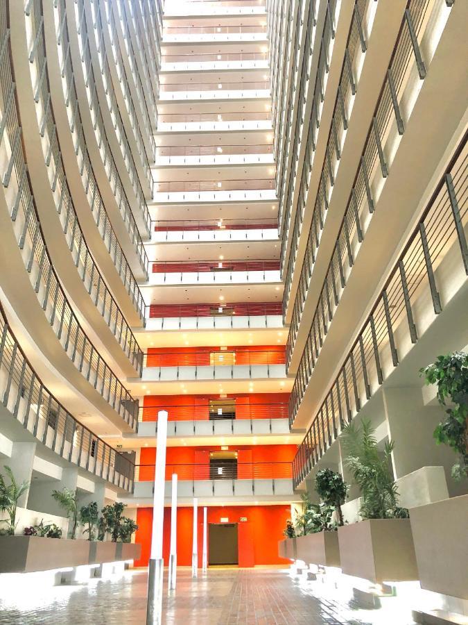 Icon Self Catering Apartment In Cape Town Near Waterfront And Cticc ภายนอก รูปภาพ