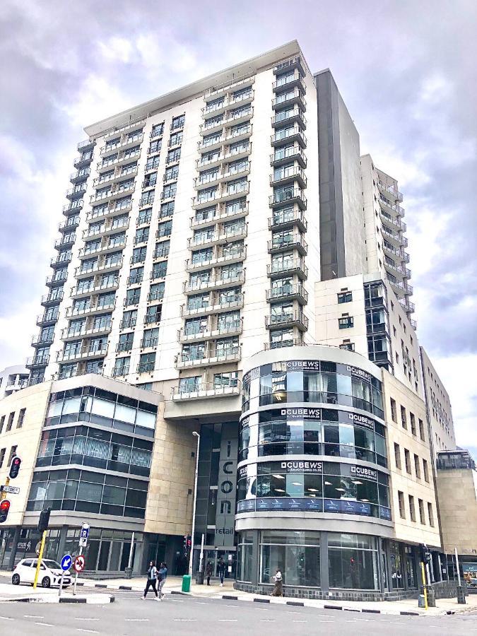 Icon Self Catering Apartment In Cape Town Near Waterfront And Cticc ภายนอก รูปภาพ