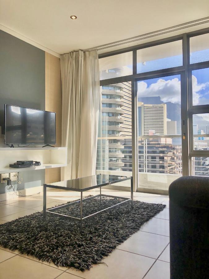 Icon Self Catering Apartment In Cape Town Near Waterfront And Cticc ภายนอก รูปภาพ